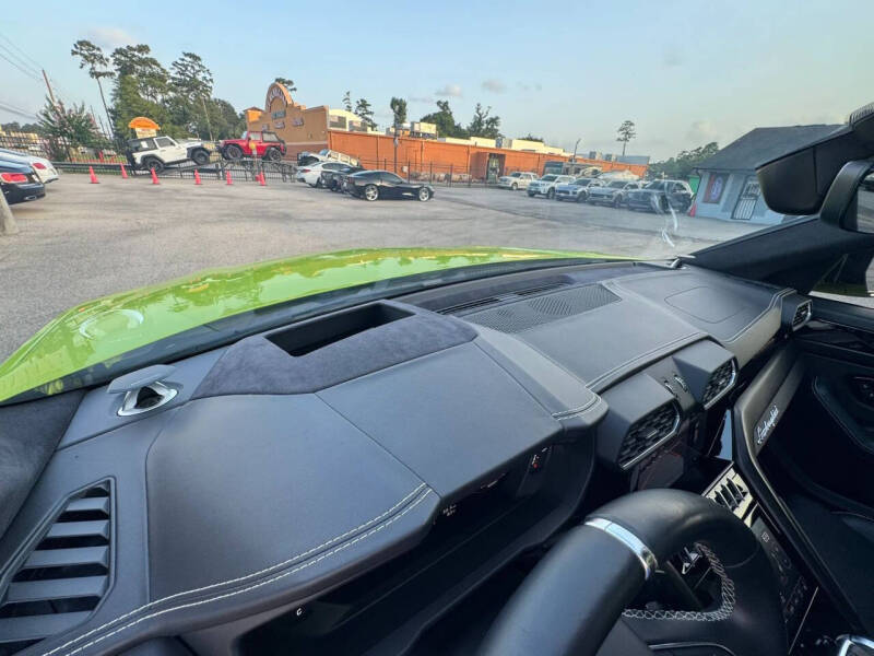 2022 Lamborghini Urus