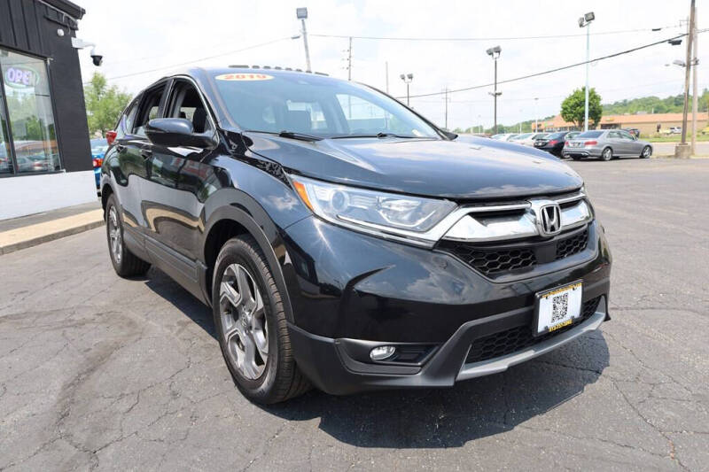 Used 2019 Honda CR-V EX-L with VIN 7FARW1H82KE032141 for sale in Hamilton, OH