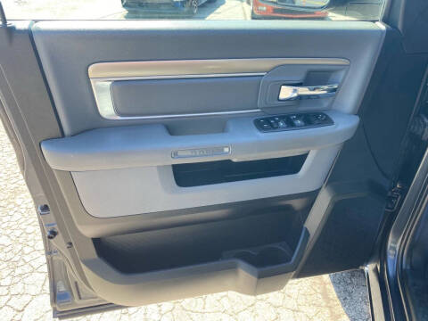 2020 RAM 1500 Classic Warlock