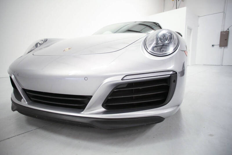 2018 Porsche 911 Carrera T