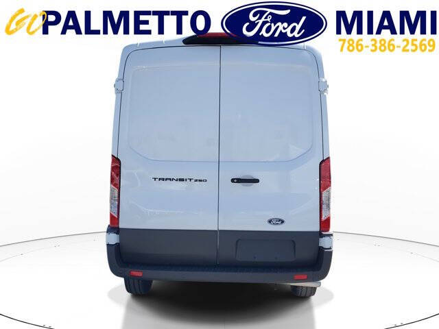 2026 Ford Transit 250