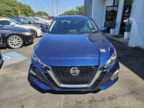 2020 Nissan Altima for sale at Auto World of Atlanta Inc in Buford GA
