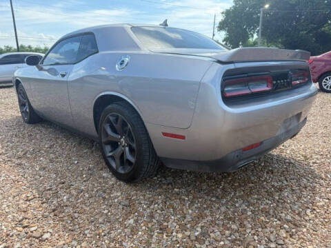 2018 Dodge Challenger SXT Plus