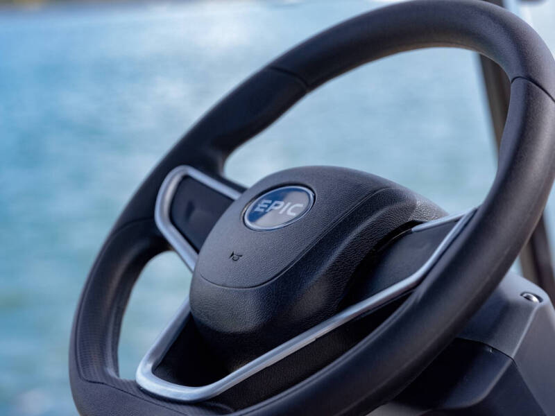 2025 Epic Carts E40FX