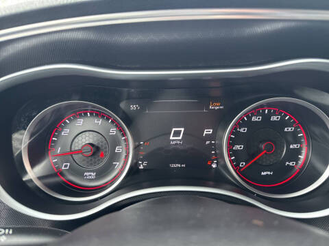 2015 Dodge Charger SXT