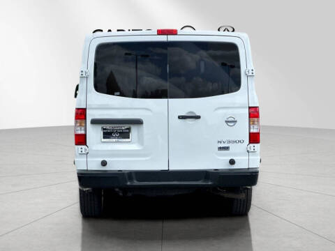 2017 Nissan NV