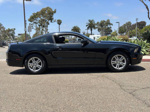 2014 Ford Mustang V6