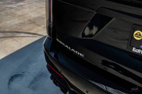 2025 Cadillac Escalade-V