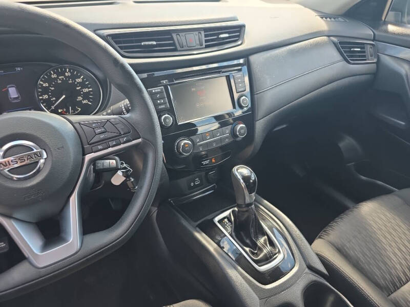 2018 Nissan Rogue S