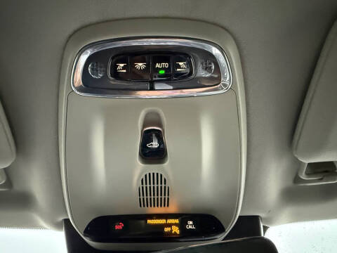 2016 Volvo XC90 T5 Momentum