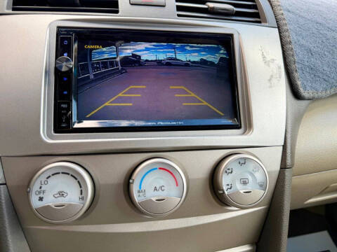 2011 Toyota Camry LE