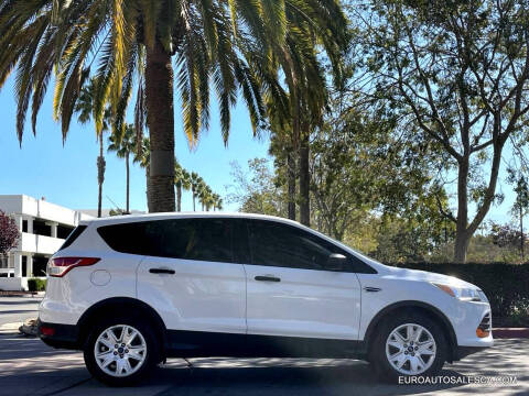2016 Ford Escape S