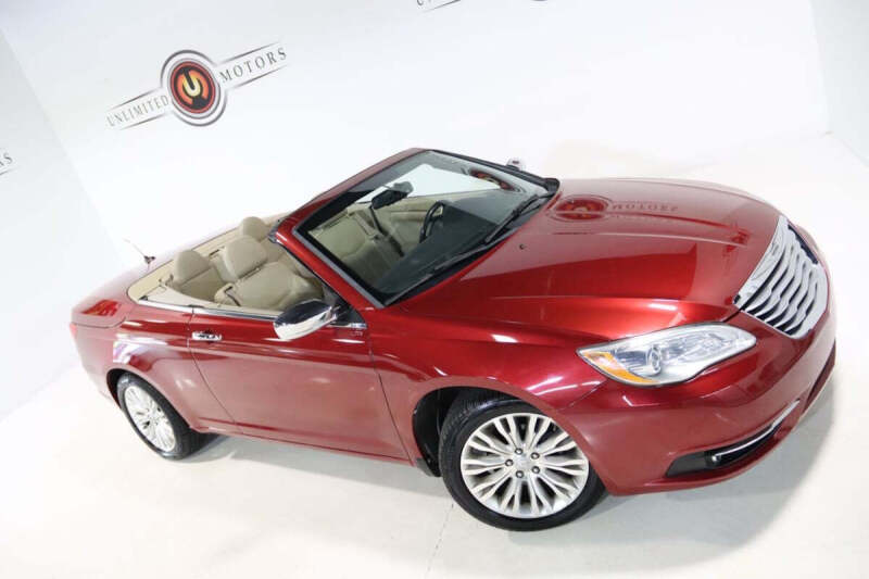 2013 Chrysler 200 Limited