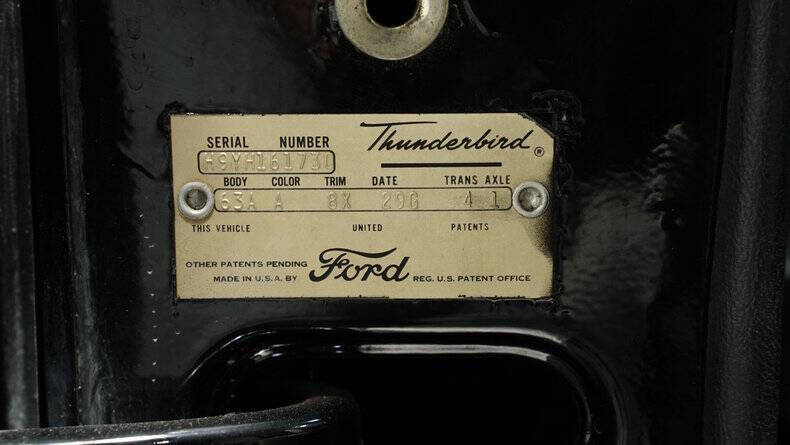 1959 Ford Thunderbird