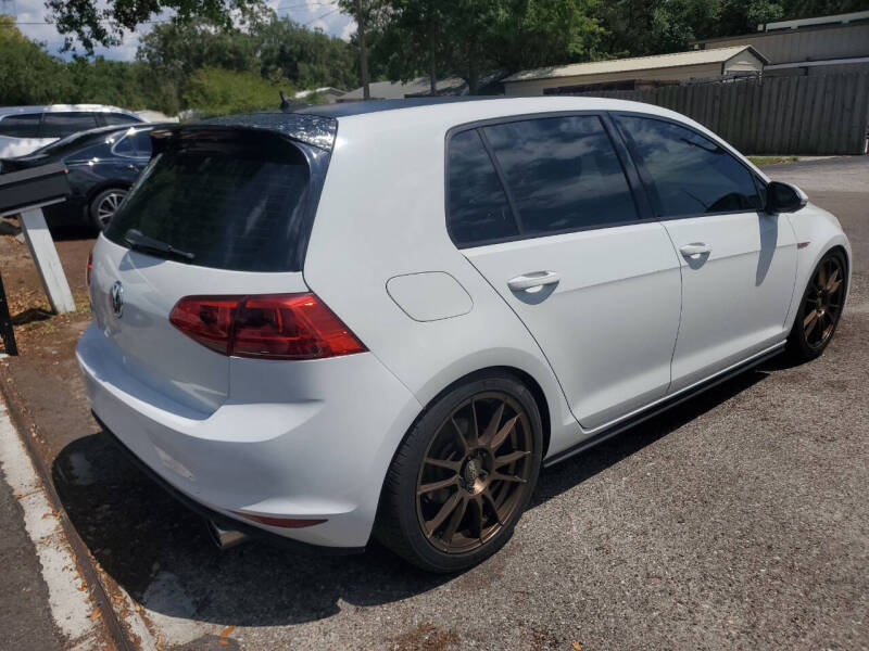 2017 Volkswagen Golf GTI S