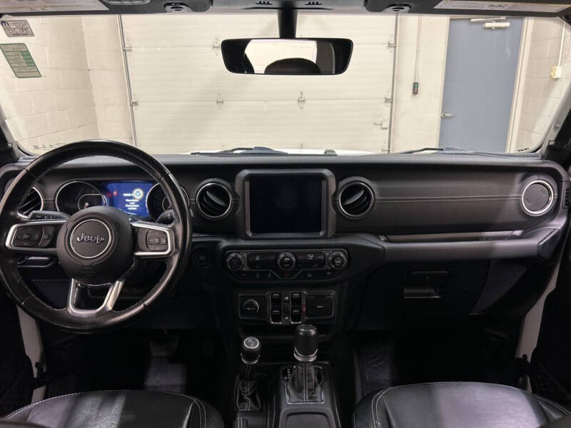 2021 Jeep Gladiator Overland