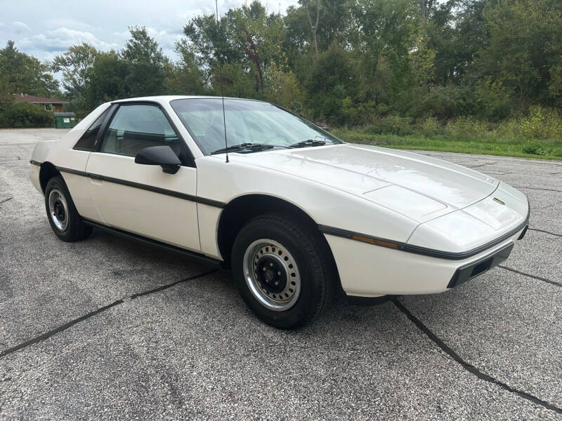 1984 Pontiac Fiero Sport