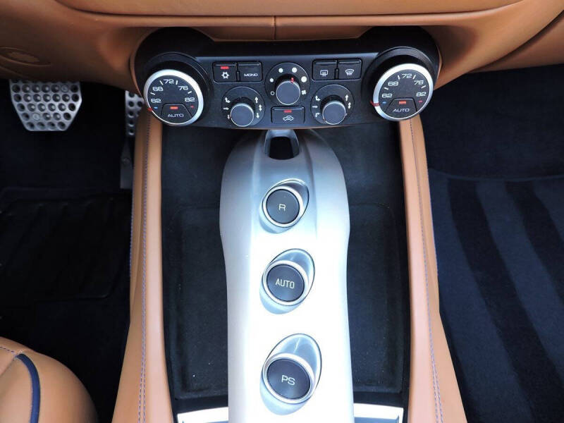 2017 Ferrari California T