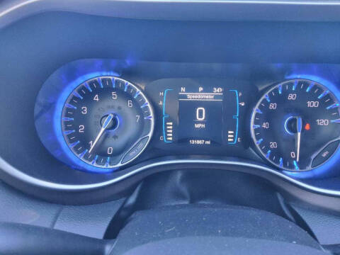 2017 Chrysler Pacifica Touring-L