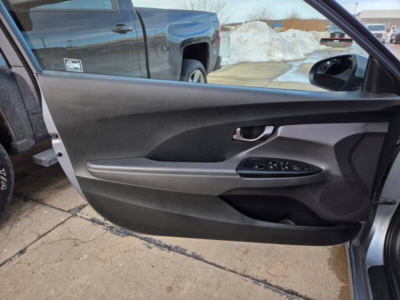 2019 Hyundai Veloster 2.0L