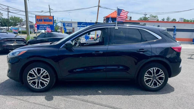 2021 Ford Escape SEL