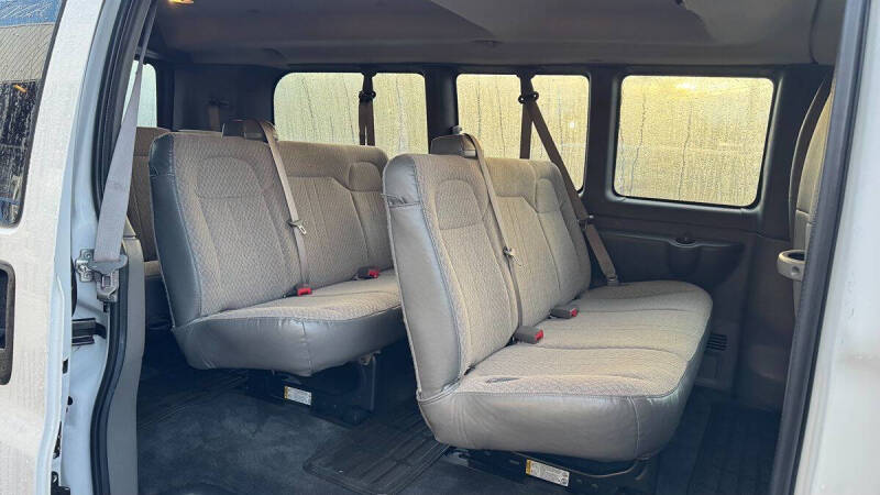 2015 Chevrolet Express LT 2500