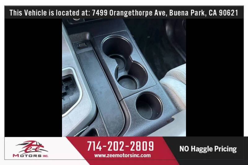 2016 Toyota Sequoia SR5