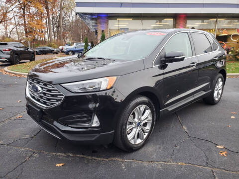 2022 Ford Edge Titanium