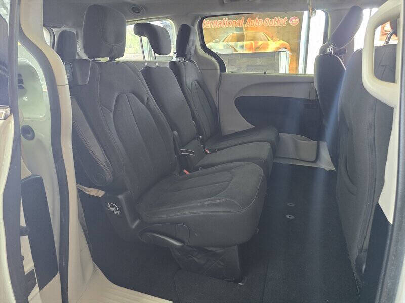 2018 Chrysler Pacifica Touring Plus