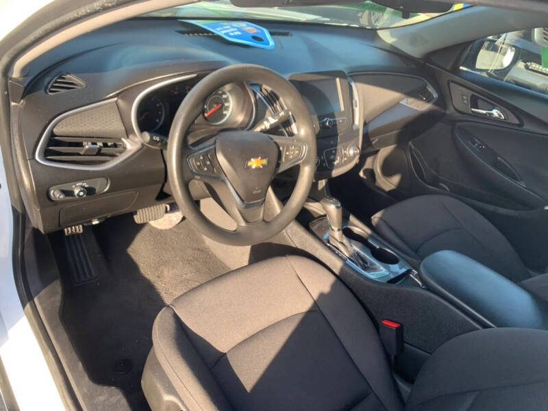 2018 Chevrolet Malibu LS