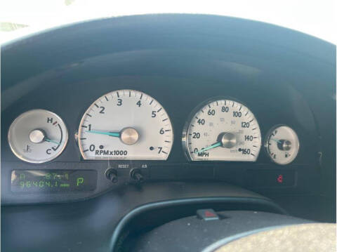 2004 Ford Thunderbird Deluxe