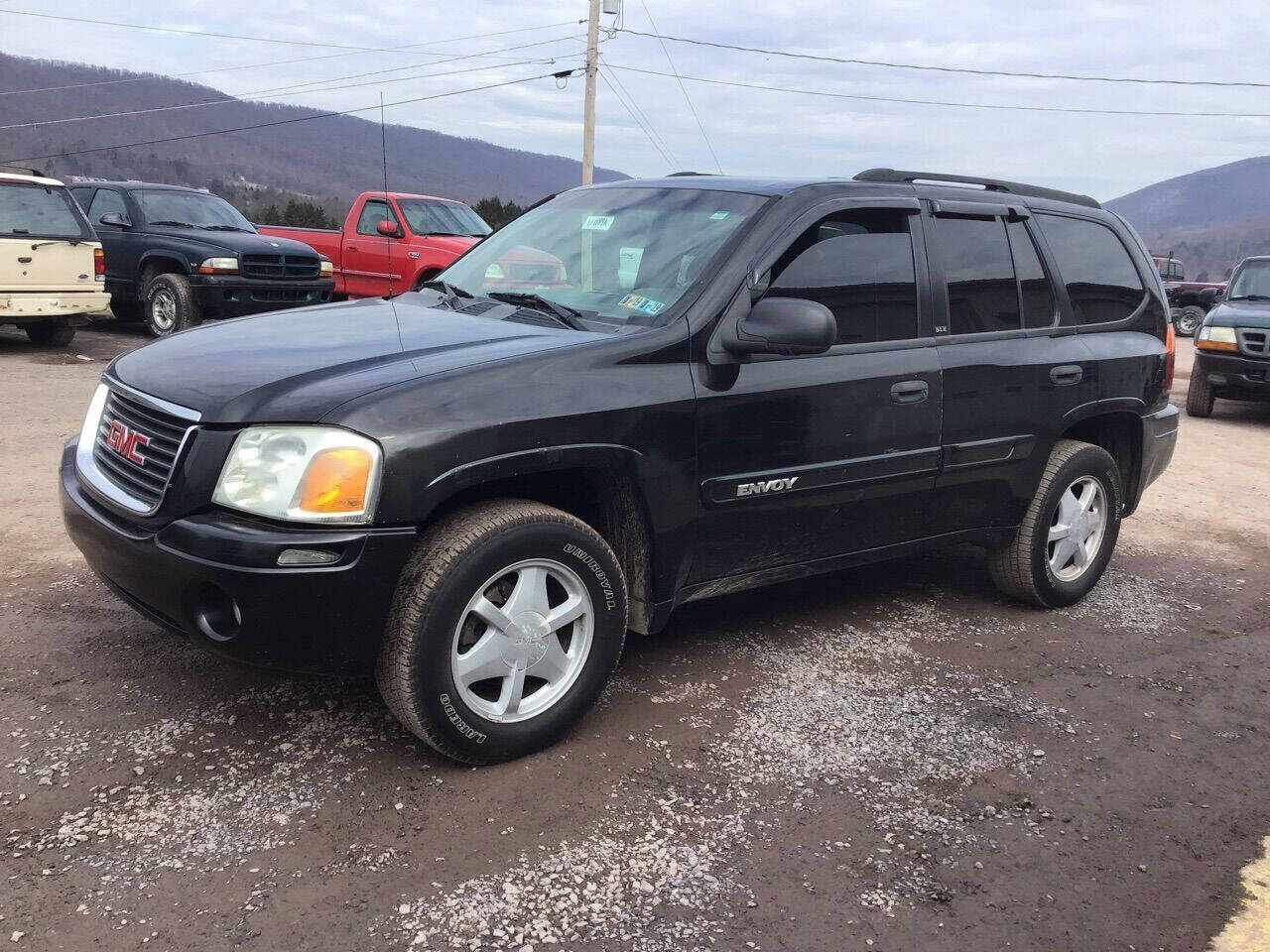 Black 2003 GMC Envoy SLT SLT 4dr SUV 2