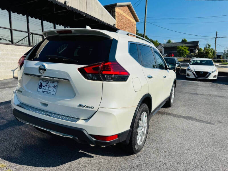 2017 Nissan Rogue SV