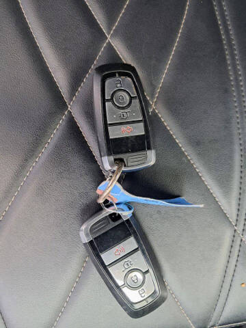 2022 Ford Mustang Mach-E Select