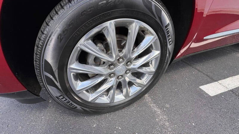 2020 Buick Enclave Essence