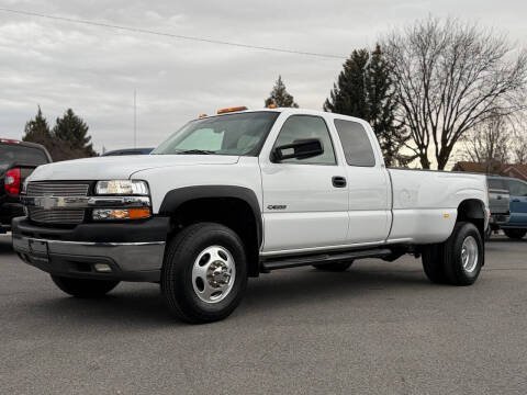 2002 Chevrolet Silverado 3500 LS