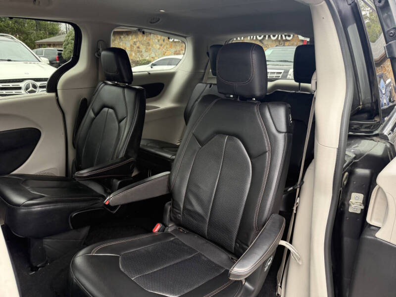 2018 Chrysler Pacifica Touring L