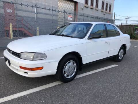 1993 Toyota Camry for sale at Autos Under 5000 + JR Transporting in Island Park NY