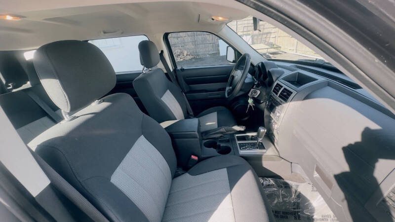 2010 Dodge Nitro SE