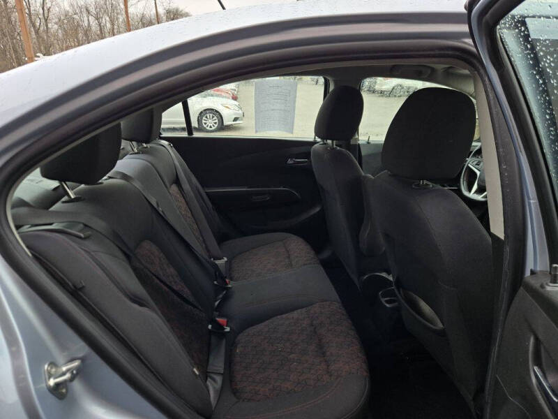 2018 Chevrolet Sonic LT Auto