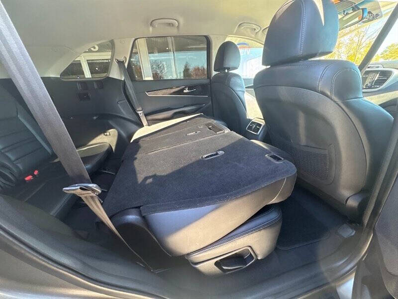 2019 Kia Sorento EX V6