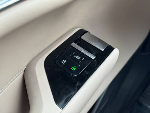 2025 Volvo EX90 Twin Performance Plus 7P