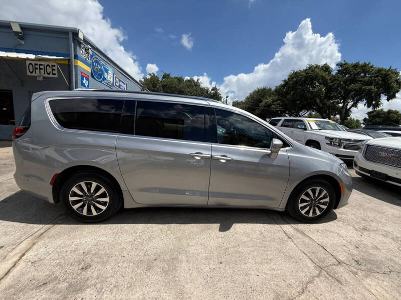 2021 Chrysler Pacifica Touring L