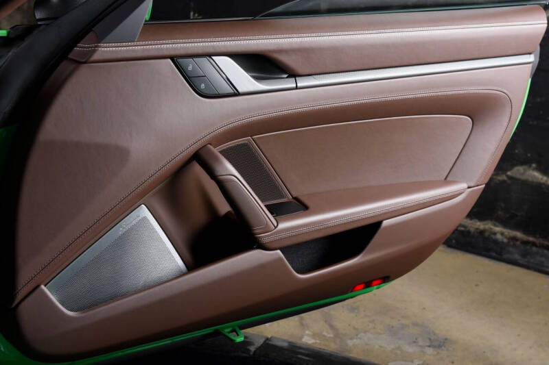 2024 Porsche 911 Targa 4S