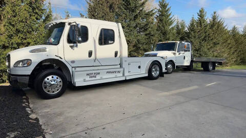 2021 Freightliner M2 106