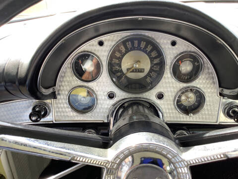 1957 Ford Thunderbird