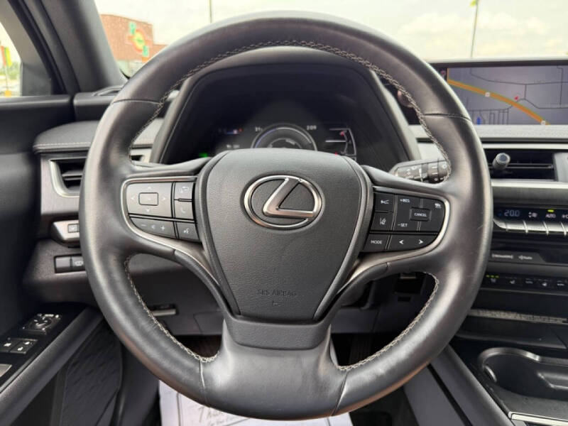 2020 Lexus UX 250h Luxury