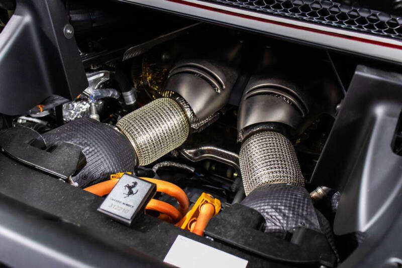 2024 Ferrari 296 GTS