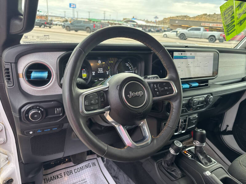 2024 Jeep Wrangler Sahara 4xe