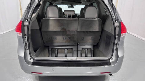 2011 Toyota Sienna Limited 7-Passenger
